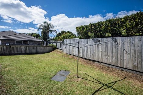 Photo of property in 6 Ishtar Place, One Tree Point, 0118