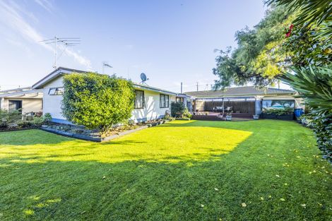 Photo of property in 97a Old Wairoa Road, Papakura, 2110