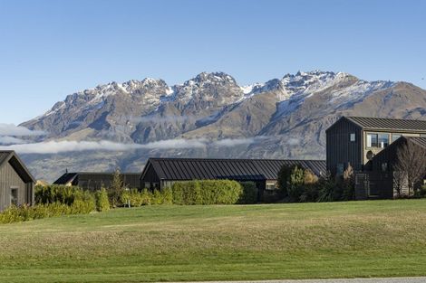 Photo of property in 4 Hackett Road, Jacks Point, Queenstown, 9371