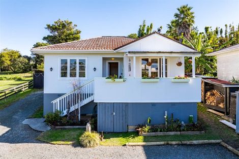 Photo of property in 9 Marshall Road, Kaiwaka, 0573