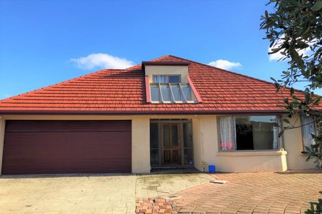 Photo of property in 52 Blue Gum Place, New Brighton, Christchurch, 8083