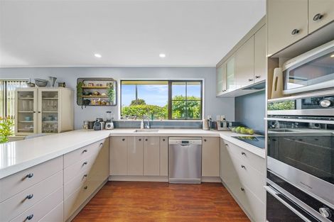 Photo of property in 38 James Cook Drive, Whitby, Porirua, 5024