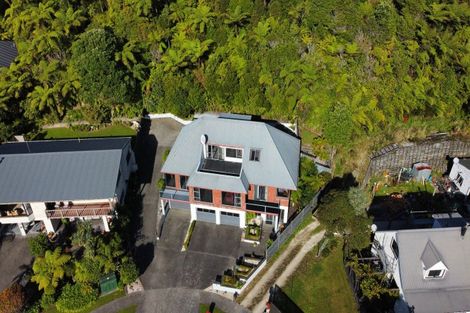 Photo of property in 27 Loris Place, Karoro, Greymouth, 7805