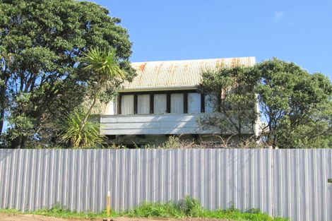 Photo of property in 122 Karewa Parade, Papamoa Beach, Papamoa, 3118