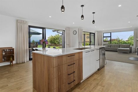 Photo of property in 110 Waikite Road, Welcome Bay, Tauranga, 3175
