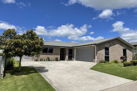 Photo of property in 40 Fairfax Crescent, Pyes Pa, Tauranga, 3112