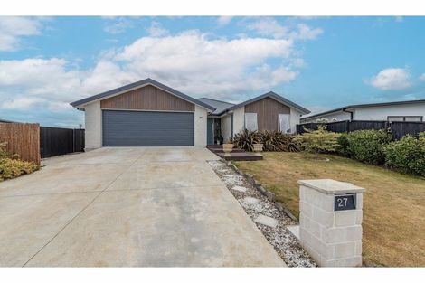 Photo of property in 27 Westpark Boulevard, Rangiora, 7400