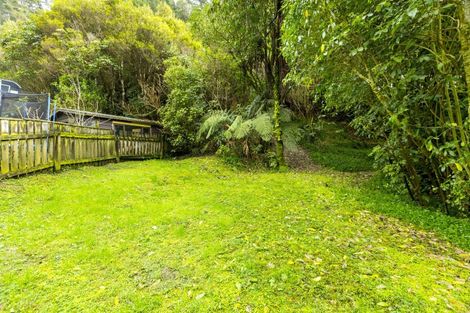 Photo of property in 144 Pinehaven Road, Pinehaven, Upper Hutt, 5019