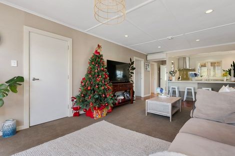 Photo of property in 32a Oceanbeach Road, Mount Maunganui, 3116