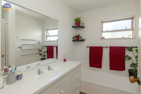 Photo of property in 3/427 Gloucester Street, Taradale, Napier, 4112