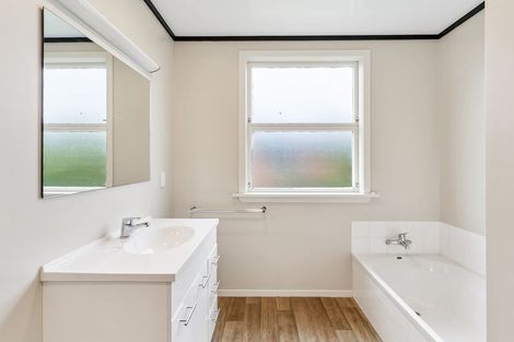 Photo of property in 7 Exeter Street, Waimate, 7924