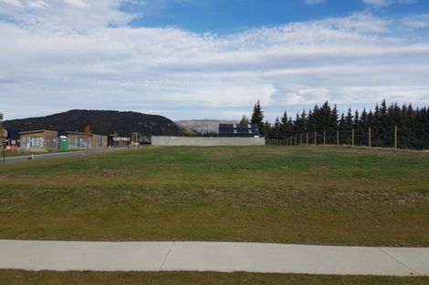 Photo of property in 59 Mount Nicholas Avenue, Wanaka, 9305