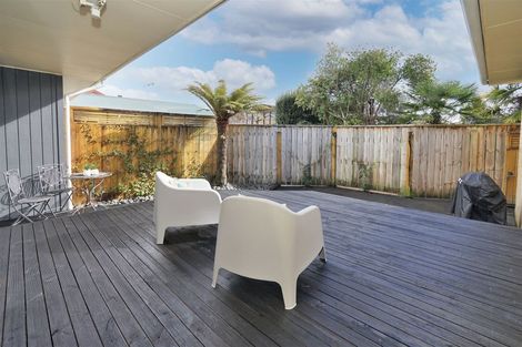 Photo of property in 4 Berkley Avenue, Hillcrest, Hamilton, 3216