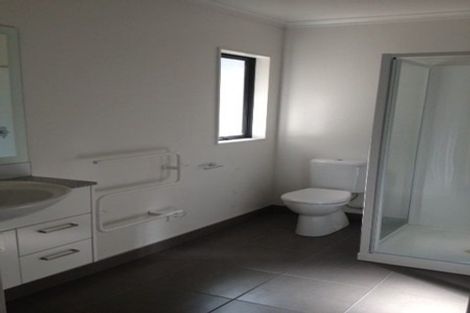 Photo of property in 36 Tiriwa Drive, Massey, Auckland, 0614