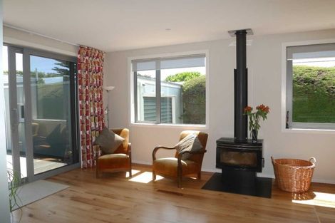 Photo of property in 22 Rauparaha Street, Waikanae Beach, Waikanae, 5036