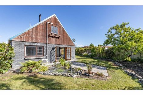 Photo of property in 1 Smarts Drive, Leithfield, 7481