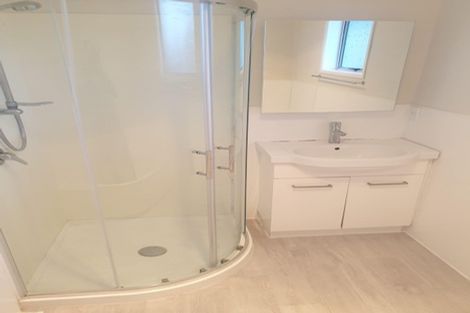 Photo of property in 290 Mahia Road, Weymouth, Auckland, 2103