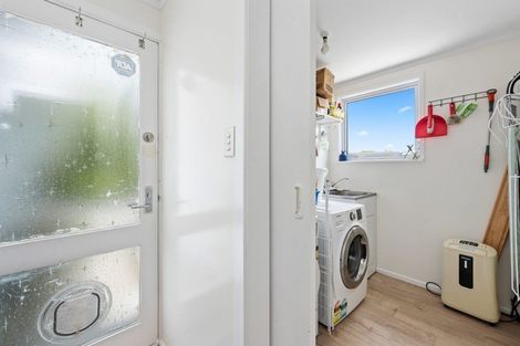 Photo of property in 51 Aotea Crescent, Tokoroa, 3420