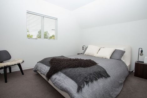 Photo of property in 5 Champion Street, Edgeware, Christchurch, 8013