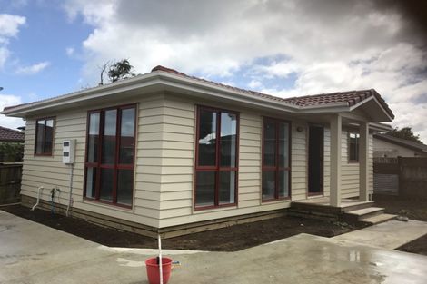 Photo of property in 399 Bucklands Beach Road, Bucklands Beach, Auckland, 2012