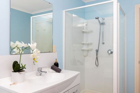 Photo of property in 6b Fovant Street, Russley, Christchurch, 8042