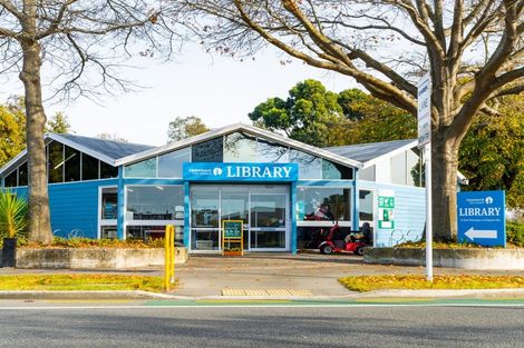 Photo of property in 23d Saunders Place, Redwood, Christchurch, 8051