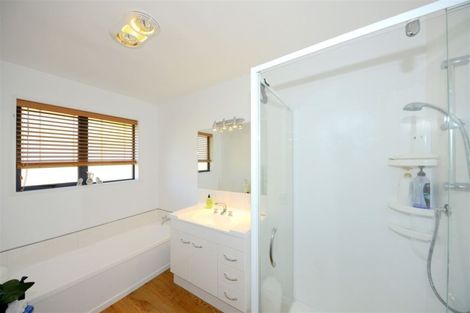 Photo of property in 6 Hamlet Lane, Heathcote Valley, Christchurch, 8022