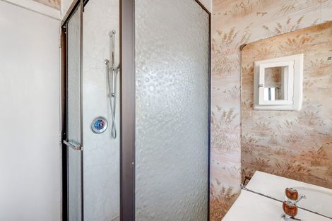 Photo of property in 16 Ngata Place, Hei Hei, Christchurch, 8042