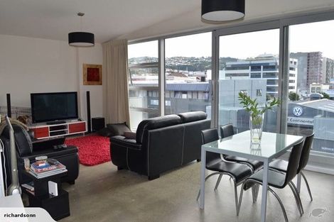 Photo of property in 1/25 Home Street, Mount Victoria, Wellington, 6011