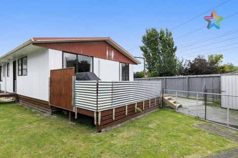 Photo of property in 2/19 Eldon Grove, Taita, Lower Hutt, 5019
