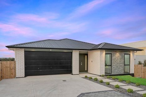 Photo of property in 8 Otohikawa Avenue, Glenbrook, 2681