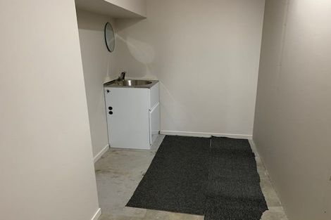 Photo of property in 1/25 Fields Parade, Oteha, Auckland, 0632