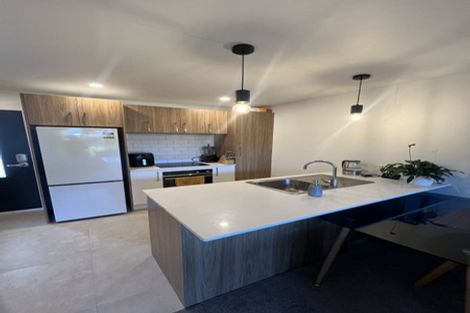 Photo of property in 9/20 Moor Avenue, Te Atatu Peninsula, Auckland, 0610