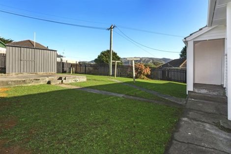 Photo of property in 4 Bromley View, Ranui, Porirua, 5024