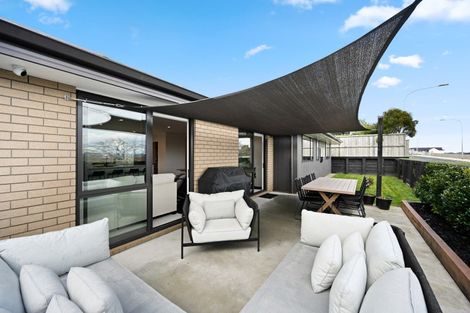 Photo of property in 8 Pragma Rise, Rototuna North, Hamilton, 3210