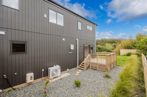 Photo of property in 40f Evelyn Place, Hillcrest, Auckland, 0627