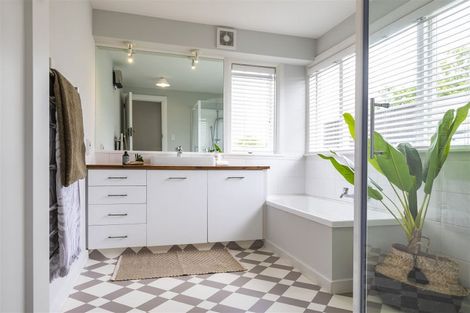 Photo of property in 43 Jacksons Road, Lyttelton, 8082