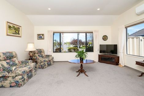 Photo of property in 15 Russell Robertson Drive, Havelock North, 4130