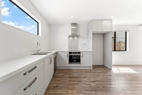 Photo of property in 10 Toia Lane, Silverdale, 0932