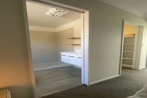 Photo of property in 11 Pounamu Place, Pegasus, 7612