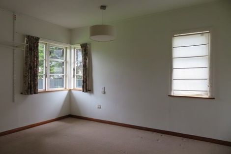 Photo of property in 8 Tirangi Road, Moera, Lower Hutt, 5010