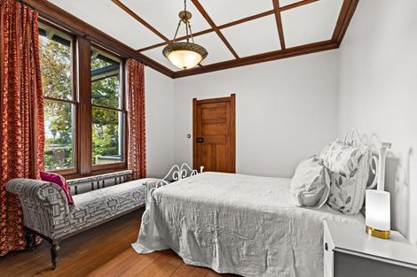 Photo of property in 35 Iona Road, Havelock North, 4130