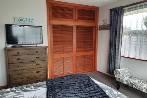 Photo of property in 834 Main North Road, Belfast, Christchurch, 8051