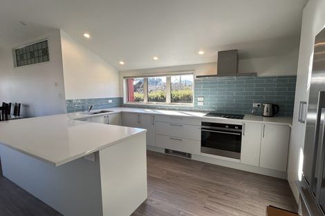 Photo of property in 70 Upton Street, Wanaka, 9305