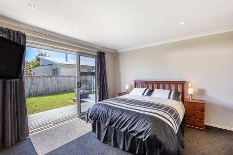 Photo of property in 64 Parekaawa Drive, Motuoapa, Turangi, 3382