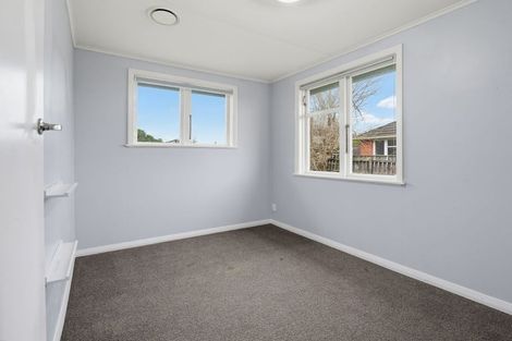 Photo of property in 12 Holland Crescent, Bulls, 4818