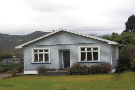 Photo of property in 682 Seven Mile Road, Runanga, 7803