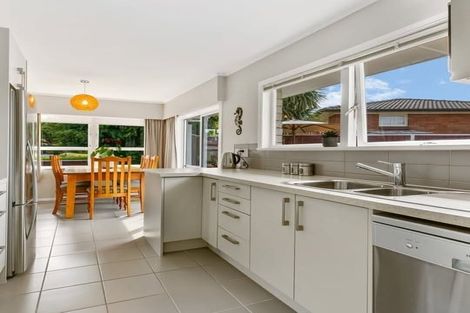 Photo of property in 1 Alf Walker Place, Papakura, 2110