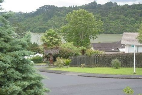 Photo of property in 58 Pemberton Avenue, Bayview, Auckland, 0629