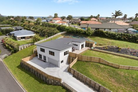 Photo of property in 12 Southill Way, Pyes Pa, Tauranga, 3112
